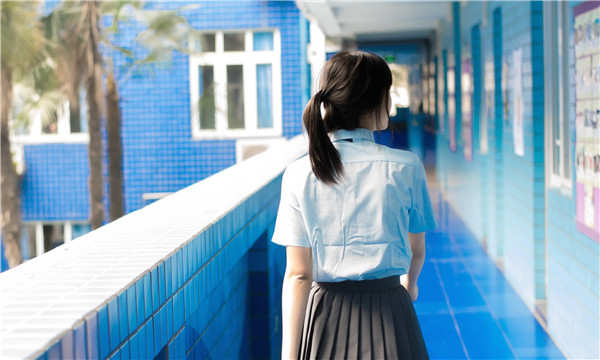 老城如何找到一个可以帮助我生孩子的女人？